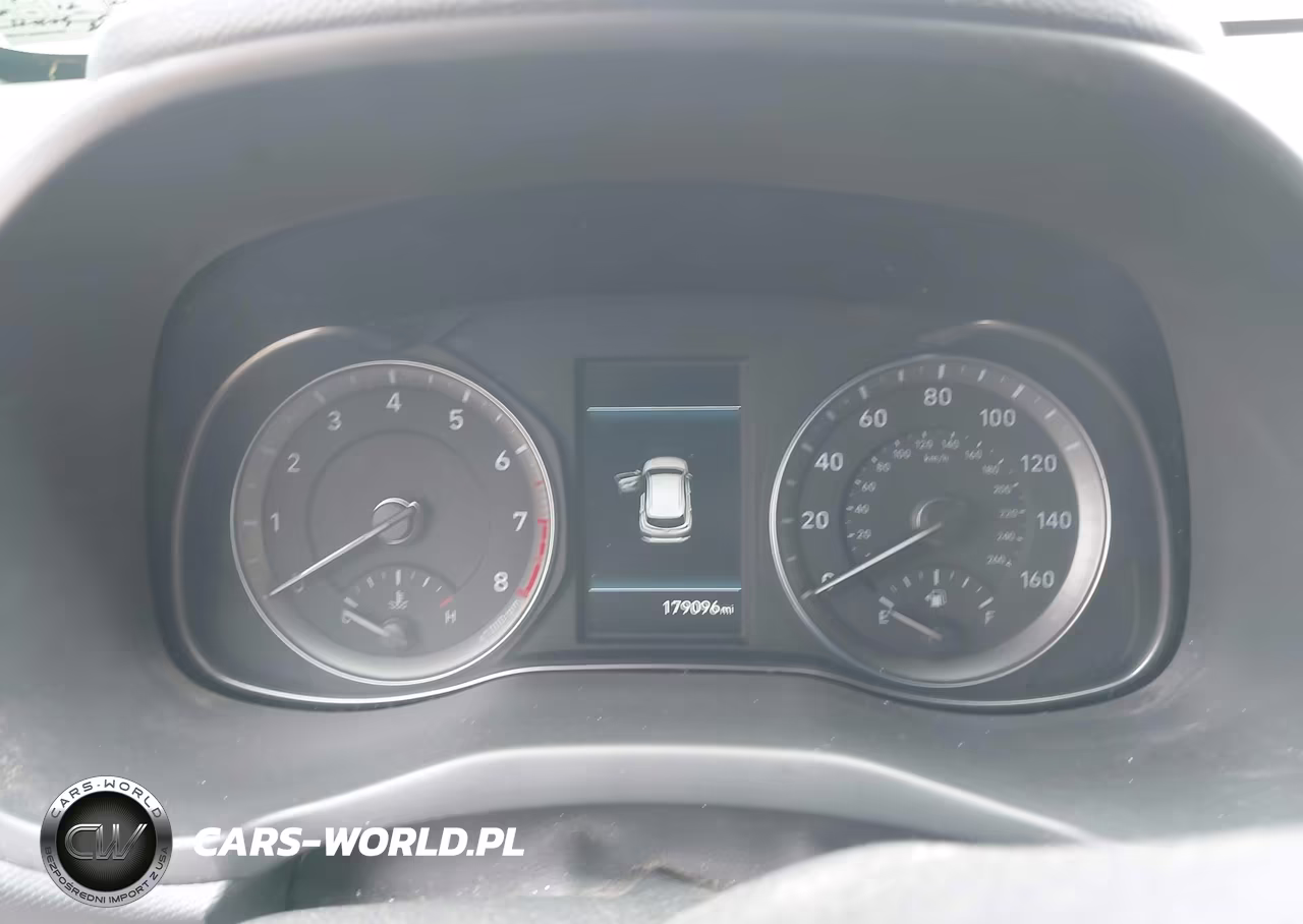 2019 Hyundai Kona Ultimate VIN:KM8K5CA5XKU233185 - 7