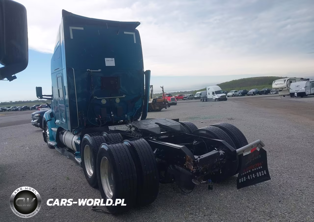 2019 Kenworth T680 VIN:1XKYDP9XXKJ257152 - 3