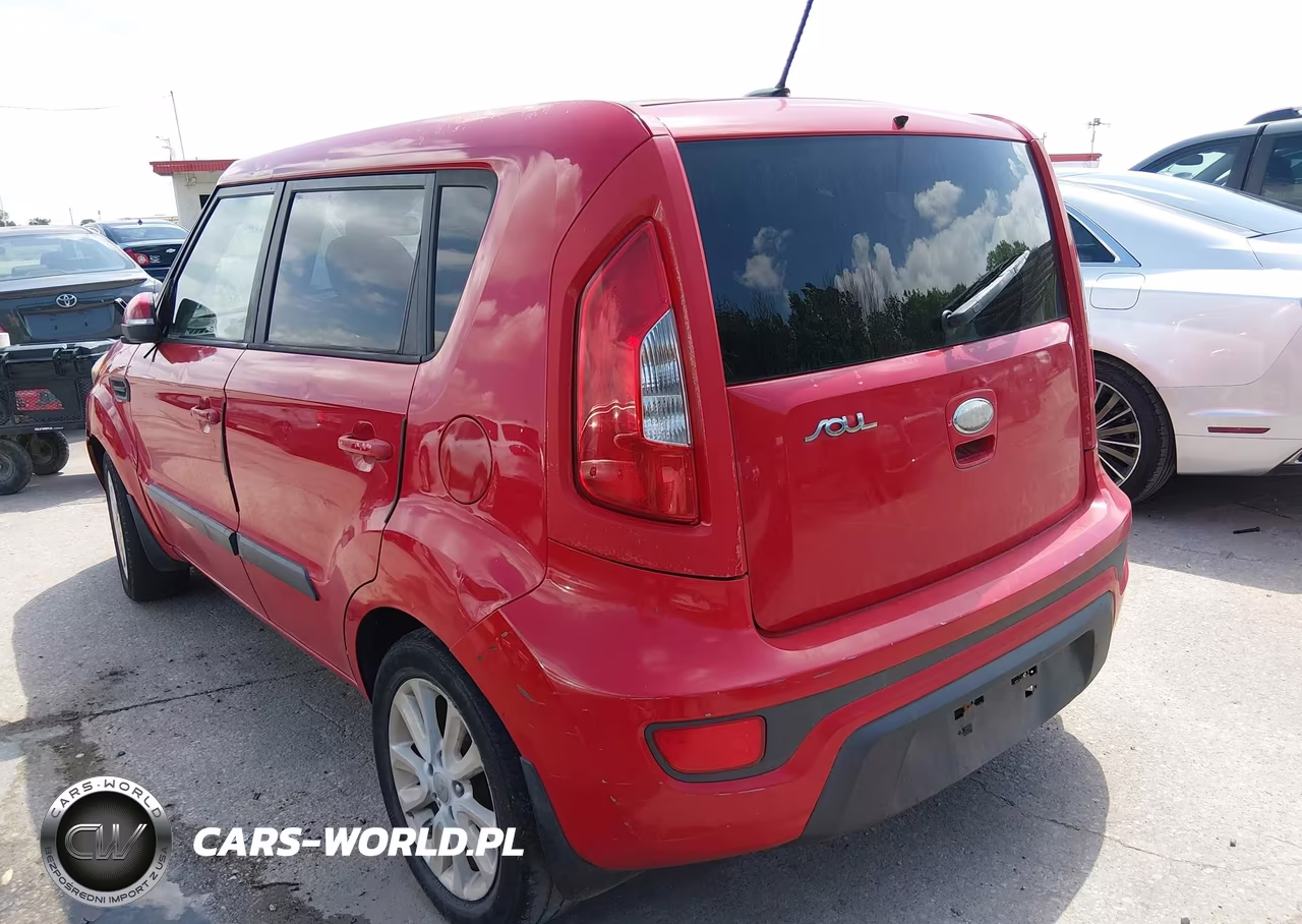 2013 Kia Soul + VIN:KNDJT2A62D7599622 - 3