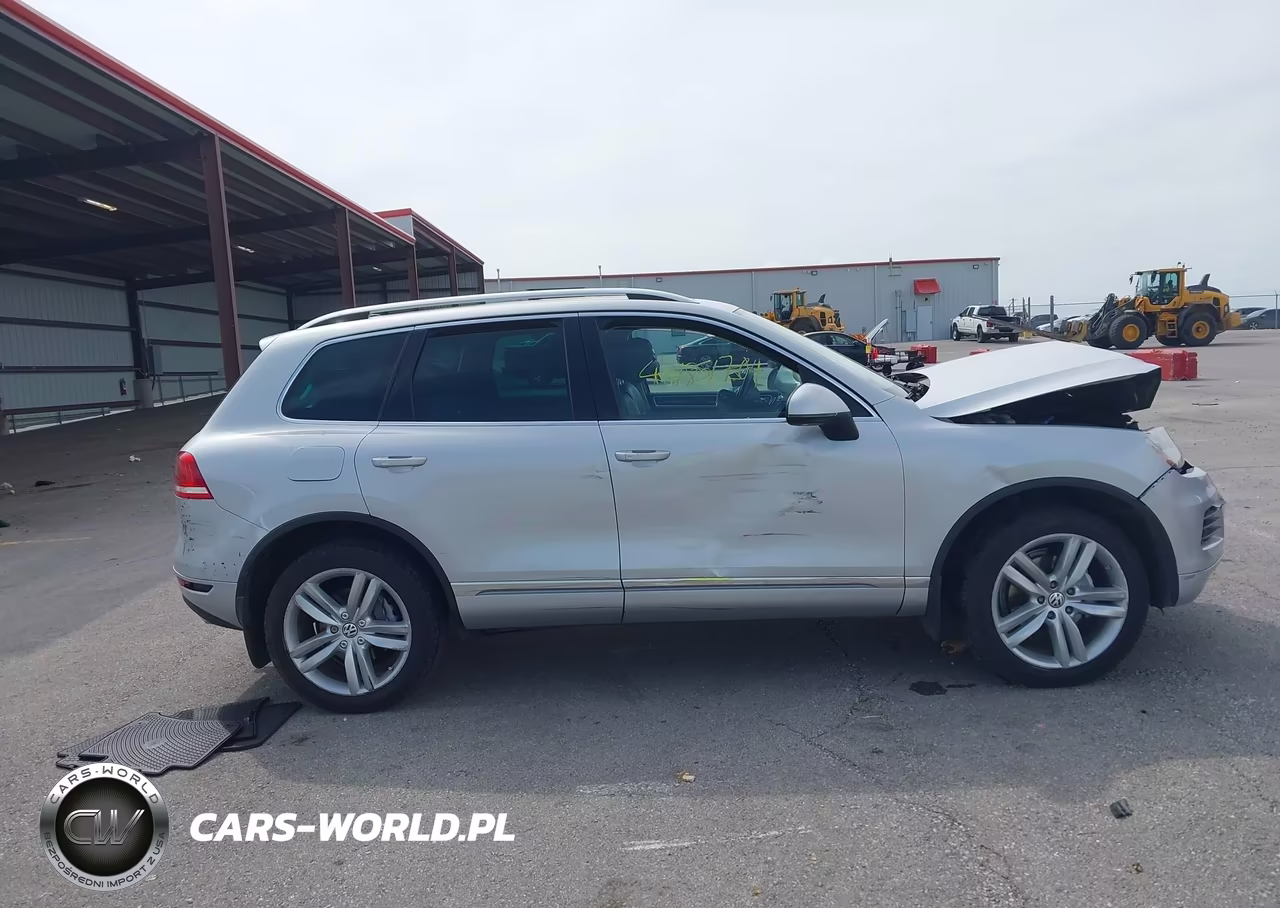 2013 Volkswagen Touareg Tdi Executive VIN:WVGEP9BP3DD006465 - 14
