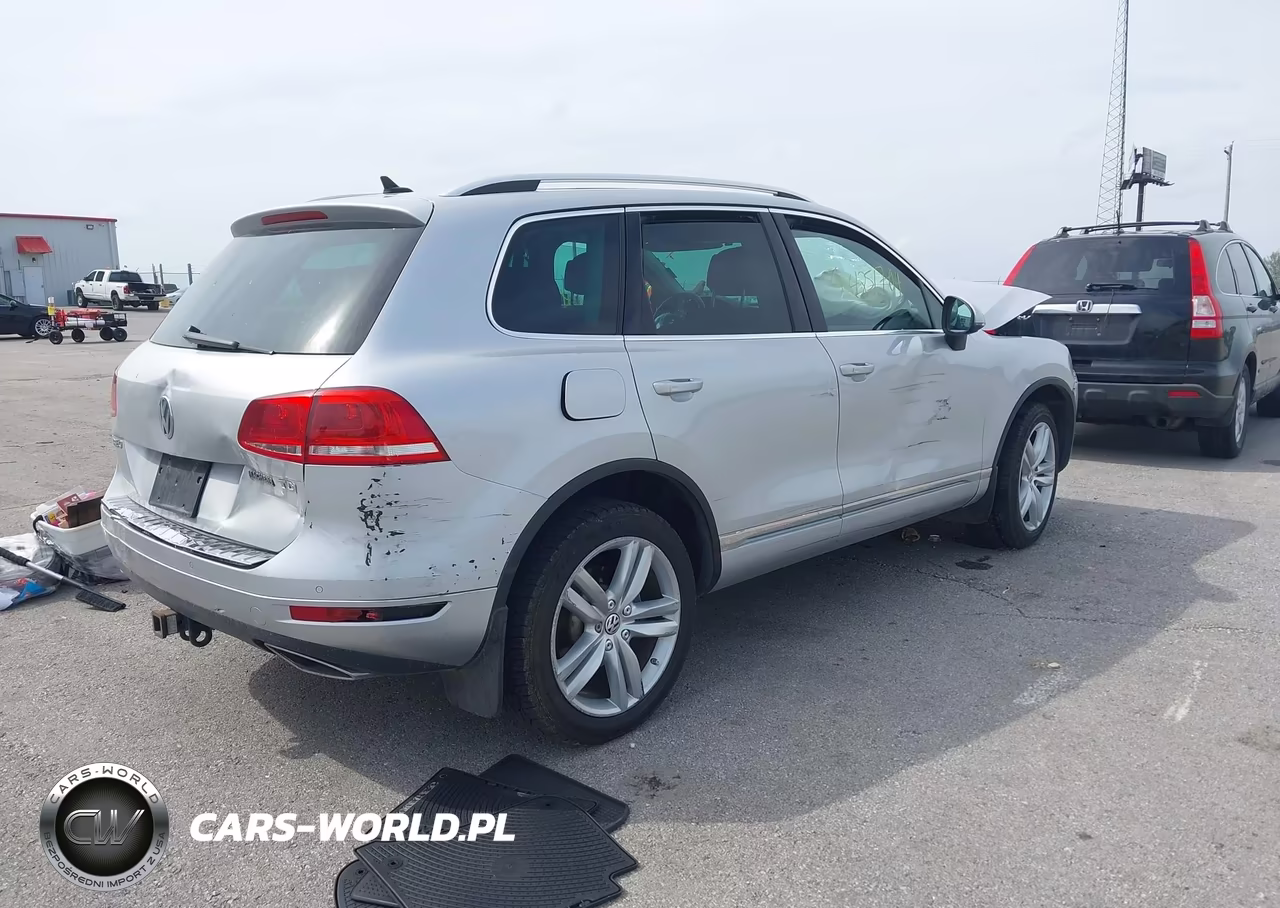 2013 Volkswagen Touareg Tdi Executive VIN:WVGEP9BP3DD006465 - 4