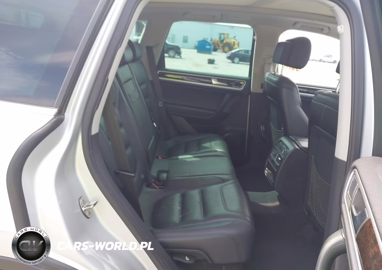 2013 Volkswagen Touareg Tdi Executive VIN:WVGEP9BP3DD006465 - 8