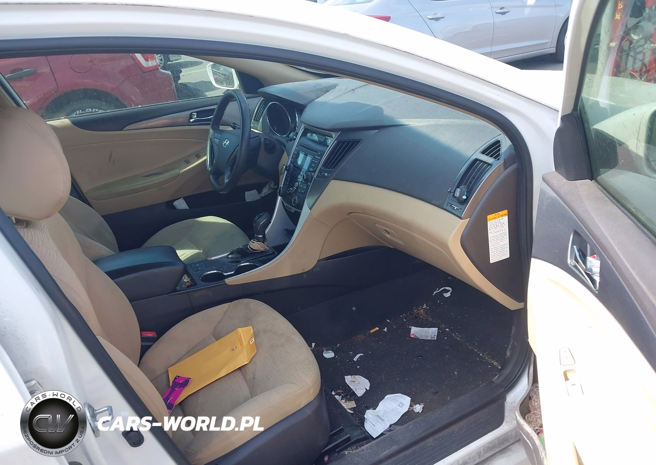 2013 Hyundai Sonata Hybrid VIN:KMHEC4A49DA088032 - 5