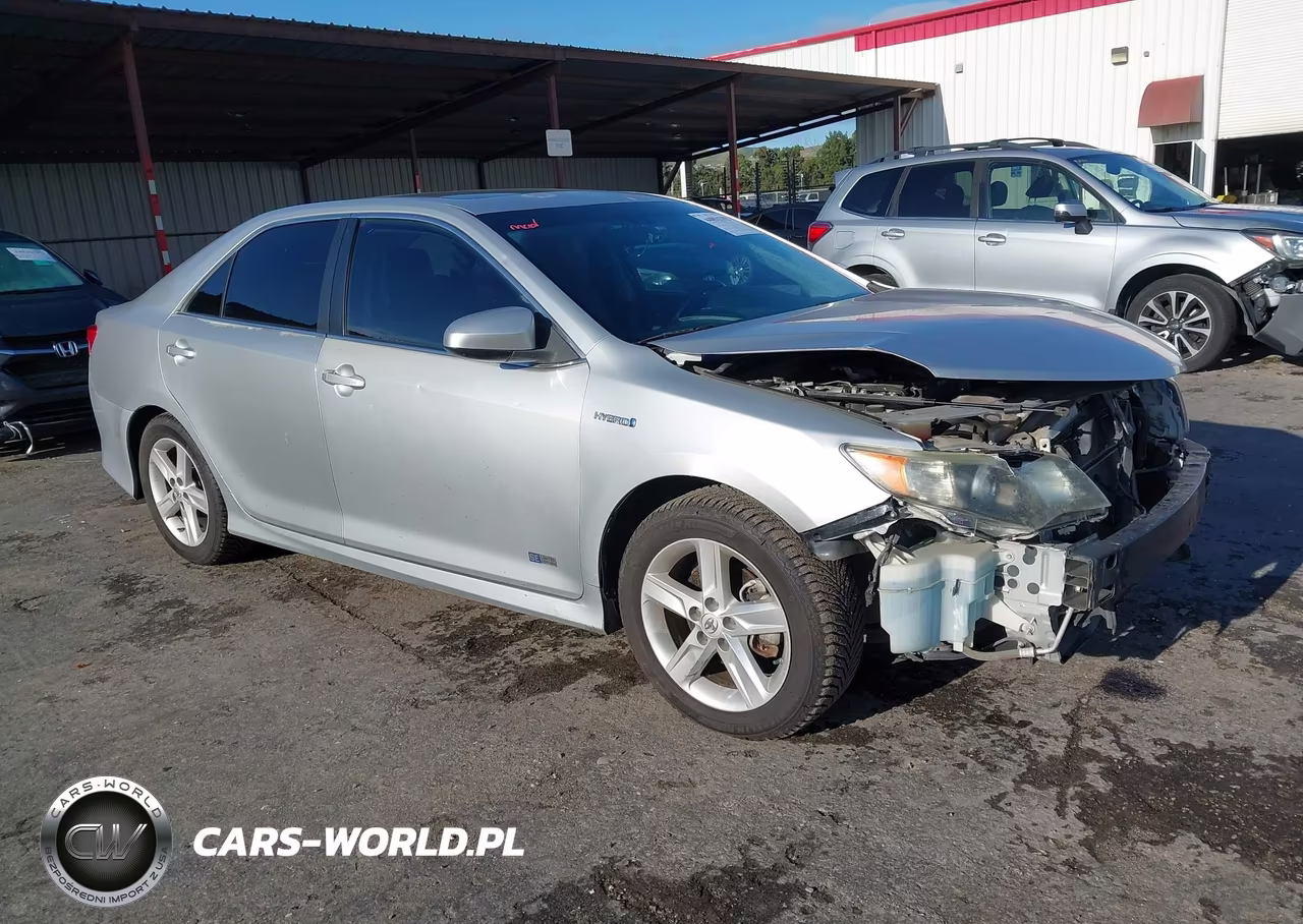 2014 Toyota Camry Hybrid Se Limited Edition