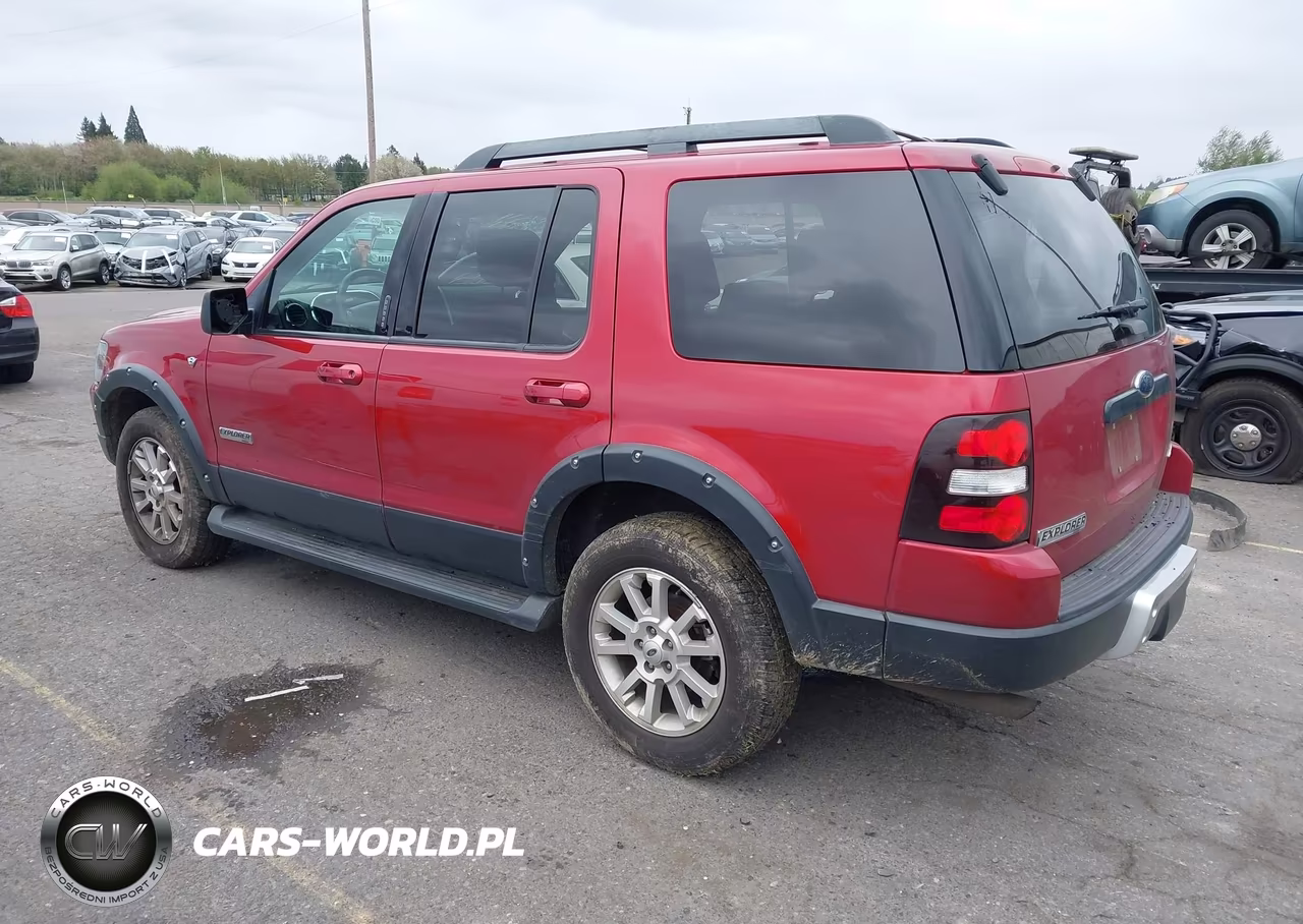 2008 Ford Explorer Xlt VIN:1FMEU73888UA13969 - 3