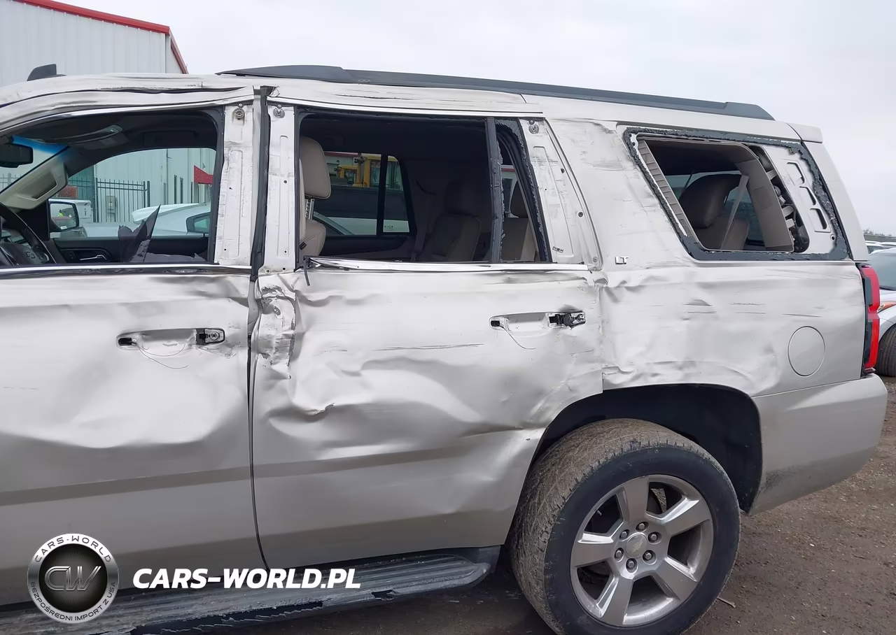 2015 Chevrolet Tahoe Lt VIN:1GNSKBKC4FR223255 - 17