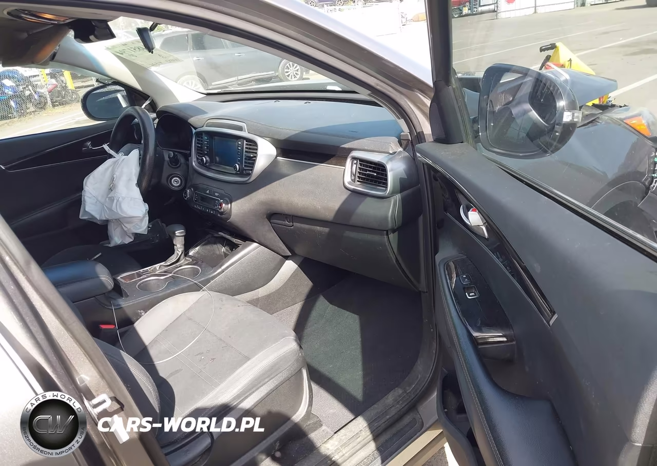 2019 Kia Sorento 3.3L Lx VIN:5XYPG4A56KG489593 - 5