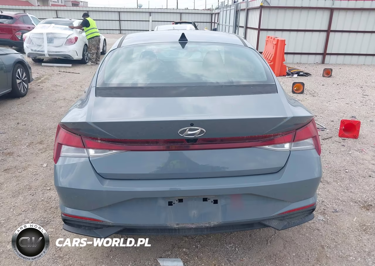 2021 Hyundai Elantra Sel VIN:KMHLM4AG2MU194867 - 16