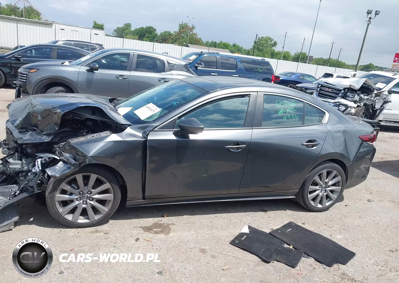2023 Mazda Mazda3 2.5 S Preferred VIN:3MZBPACM4PM371188 - 14