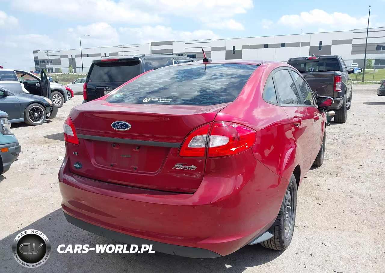 2013 Ford Fiesta Se VIN:3FADP4BJ0DM217924 - 4