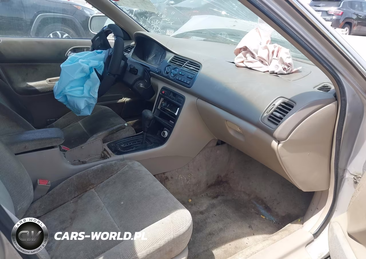 1996 Honda Accord Value VIN:1HGCD5693TA274989 - 5