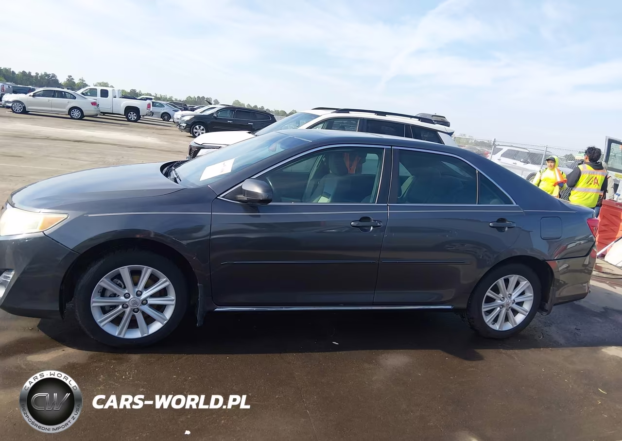 2013 Toyota Camry Xle VIN:4T4BF1FKXDR278541 - 14