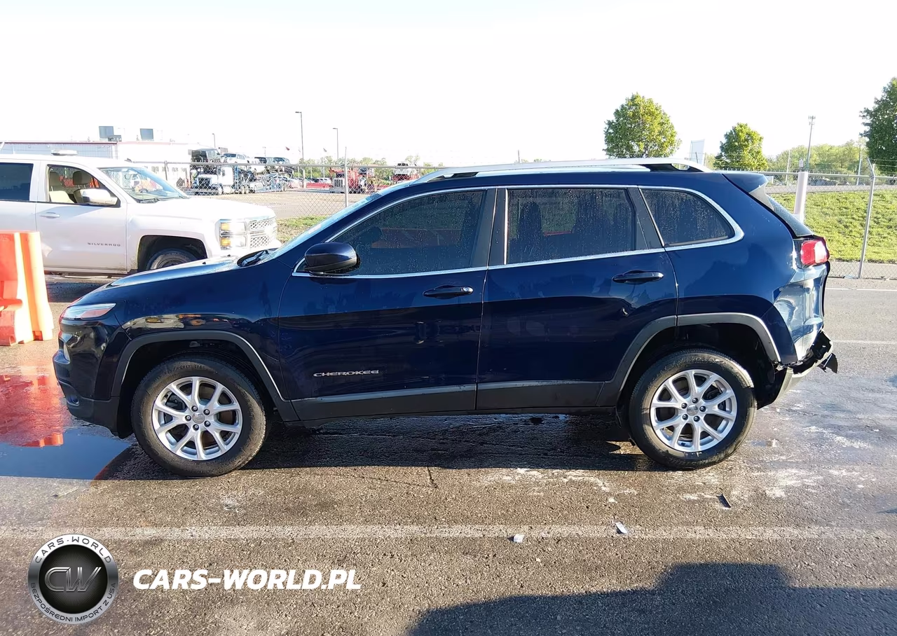 2016 Jeep Cherokee Latitude VIN:1C4PJMCS0GW121988 - 14