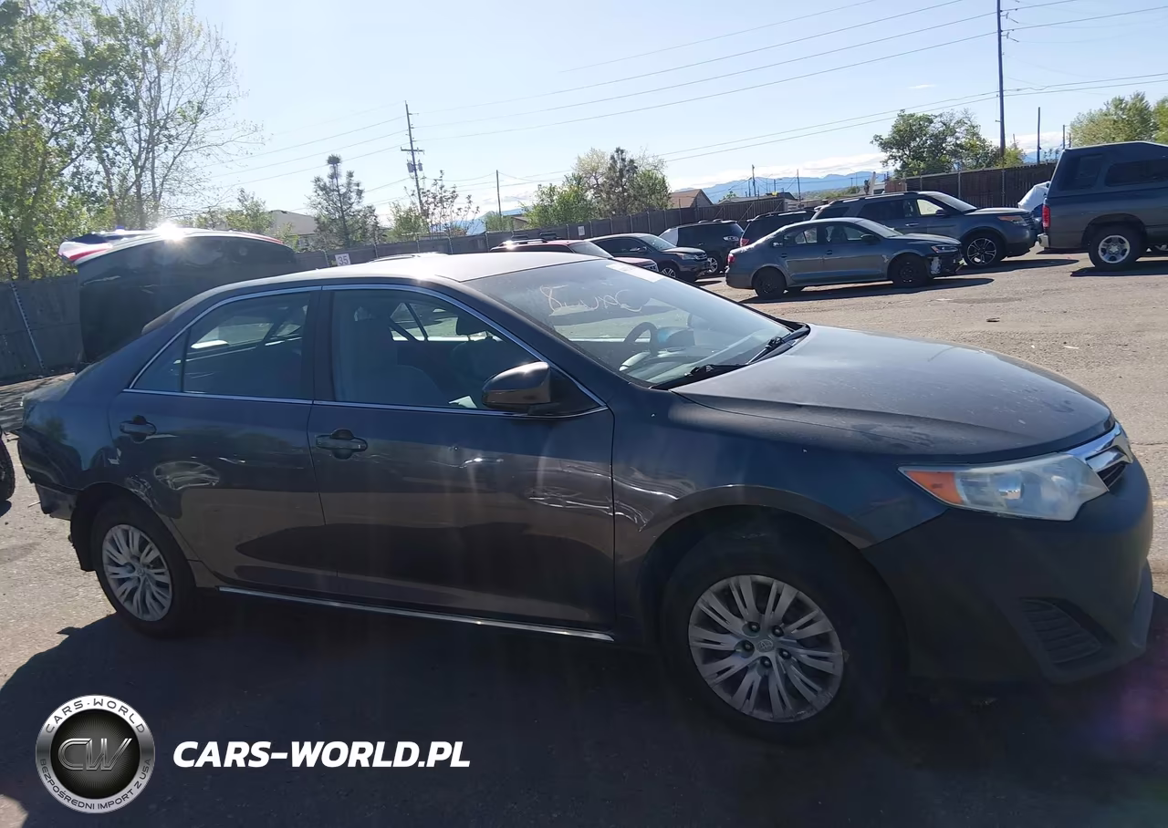 2013 Toyota Camry Le VIN:4T1BF1FK5DU655304 - 14