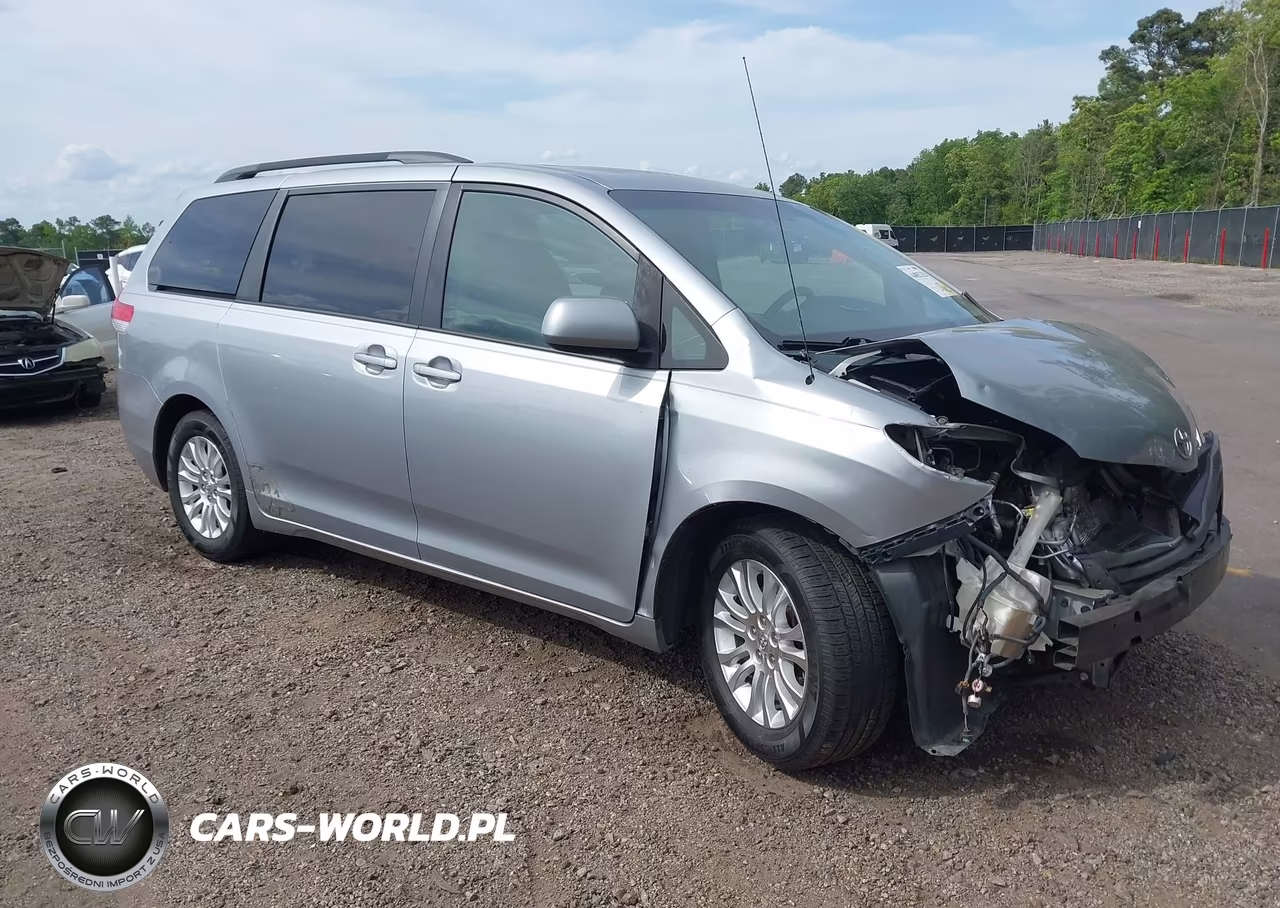 2011 Toyota Sienna Xle V6