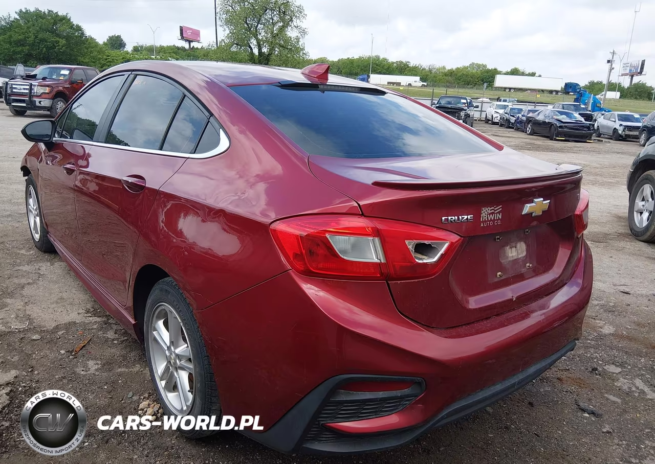 2017 Chevrolet Cruze Lt Manual VIN:1G1BD5SM4H7235863 - 3