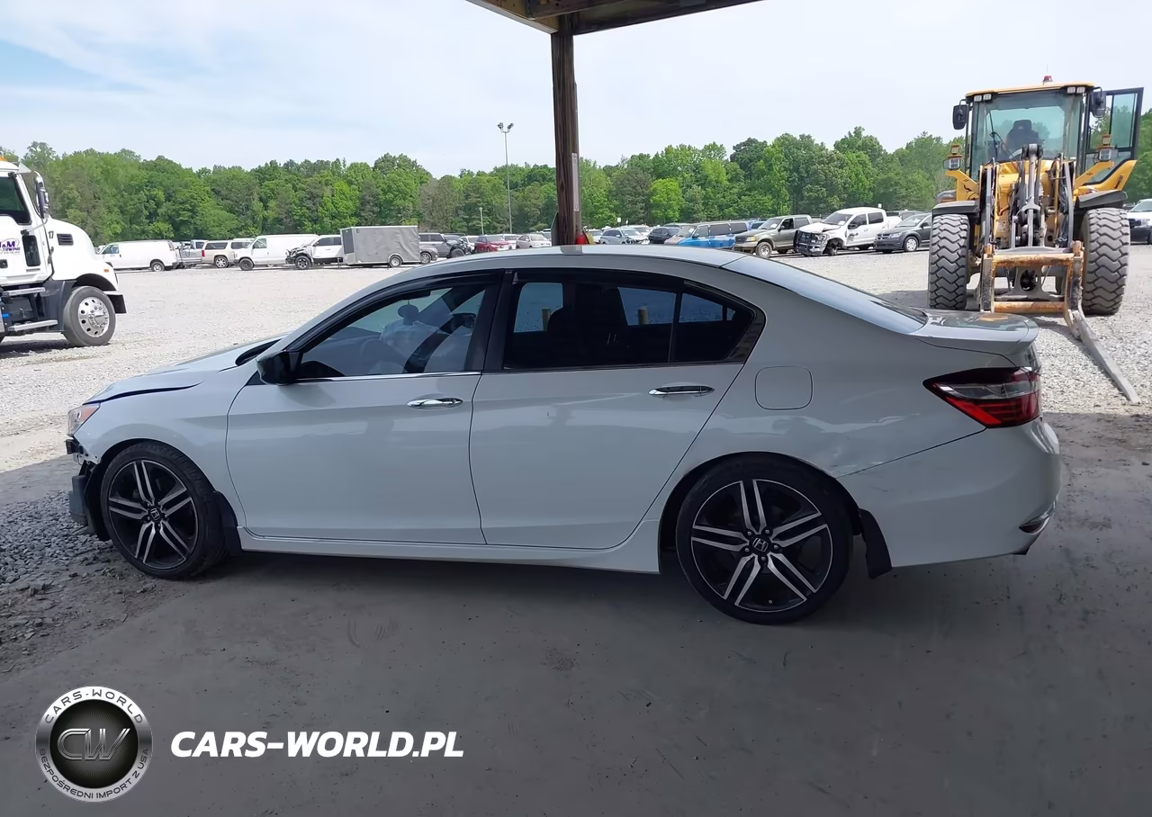 2016 Honda Accord Sport VIN:1HGCR2F57GA123172 - 14