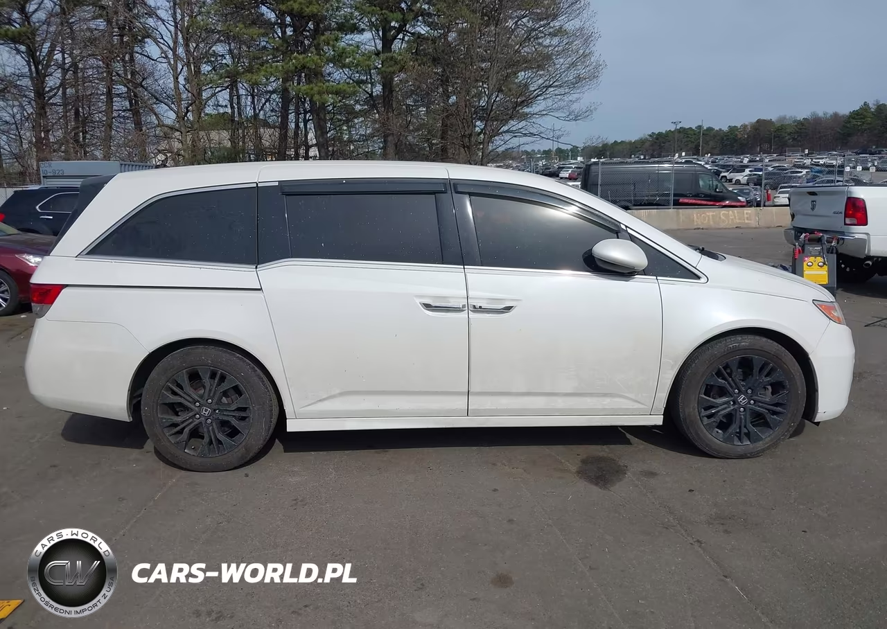 2016 Honda Odyssey Touring-Touring Elite VIN:5FNRL5H98GB045553 - 13