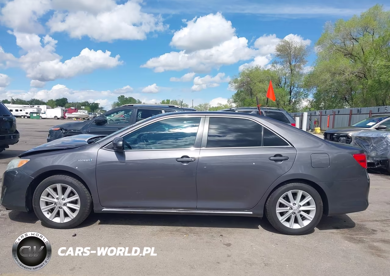 2014 Toyota Camry Hybrid Xle VIN:4T1BD1FK0EU104527 - 14