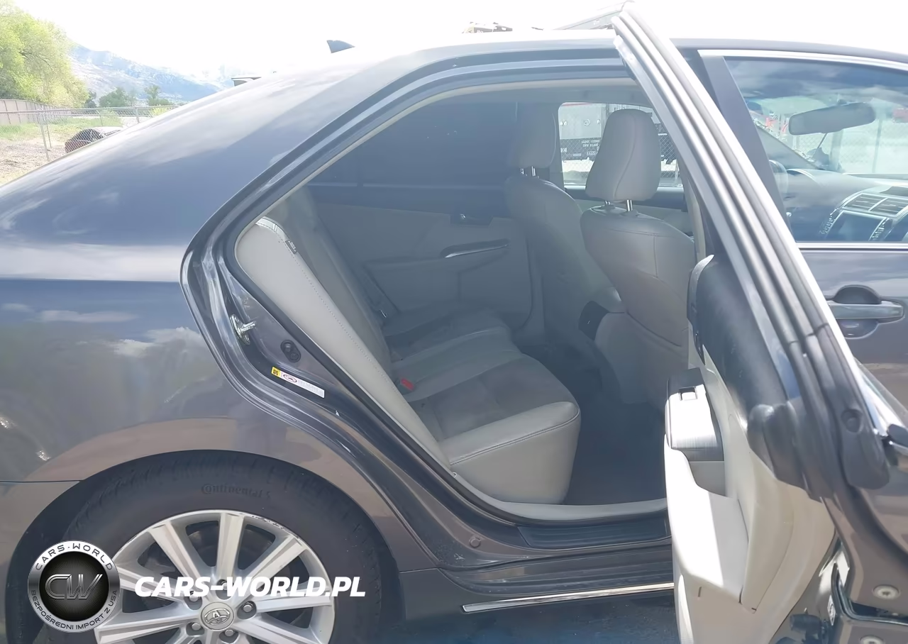 2014 Toyota Camry Hybrid Xle VIN:4T1BD1FK0EU104527 - 8