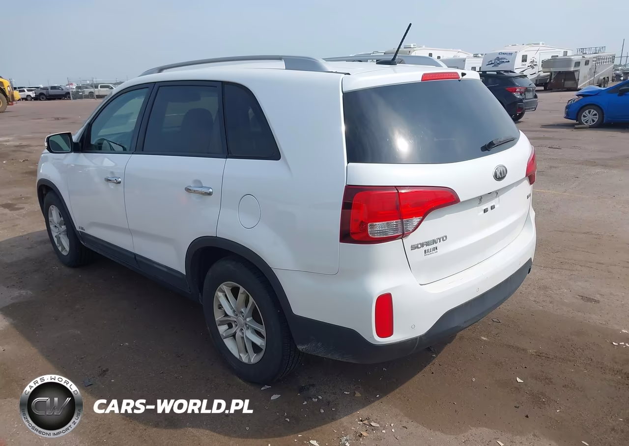 2014 Kia Sorento Lx VIN:5XYKTCA64EG468495 - 3