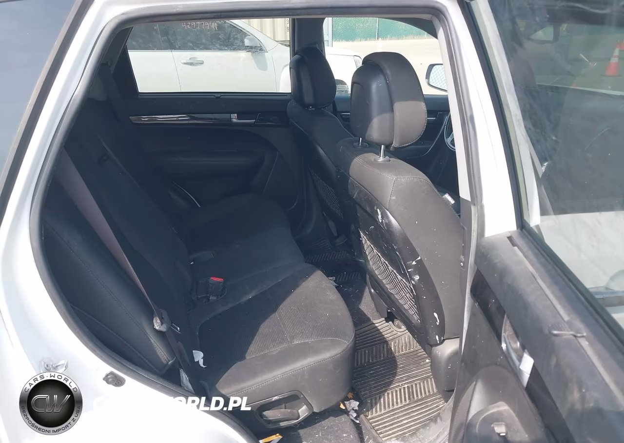2014 Kia Sorento Lx VIN:5XYKTCA64EG468495 - 8