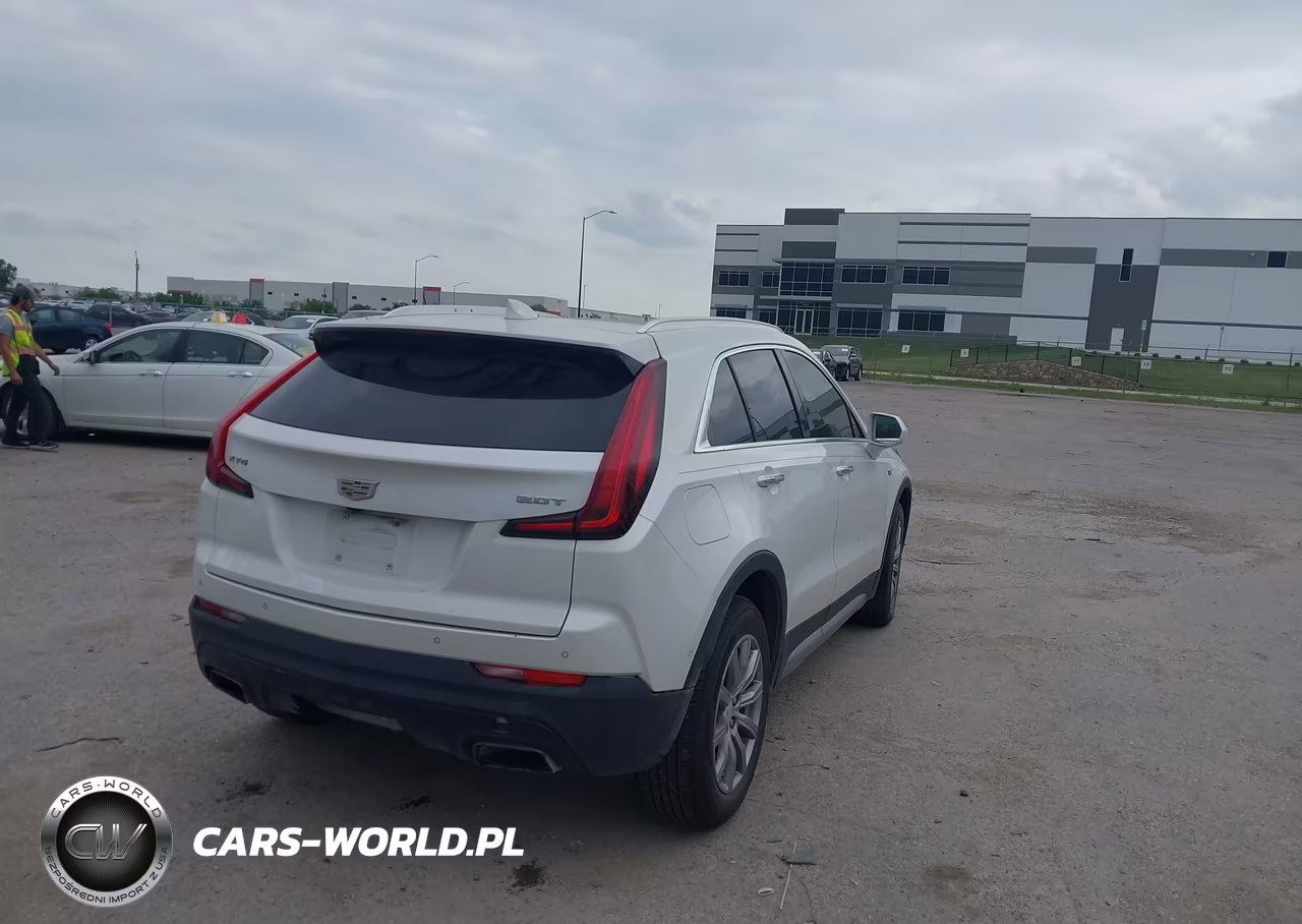 2019 Cadillac Xt4 Premium Luxury VIN:1GYFZCR43KF213963 - 4