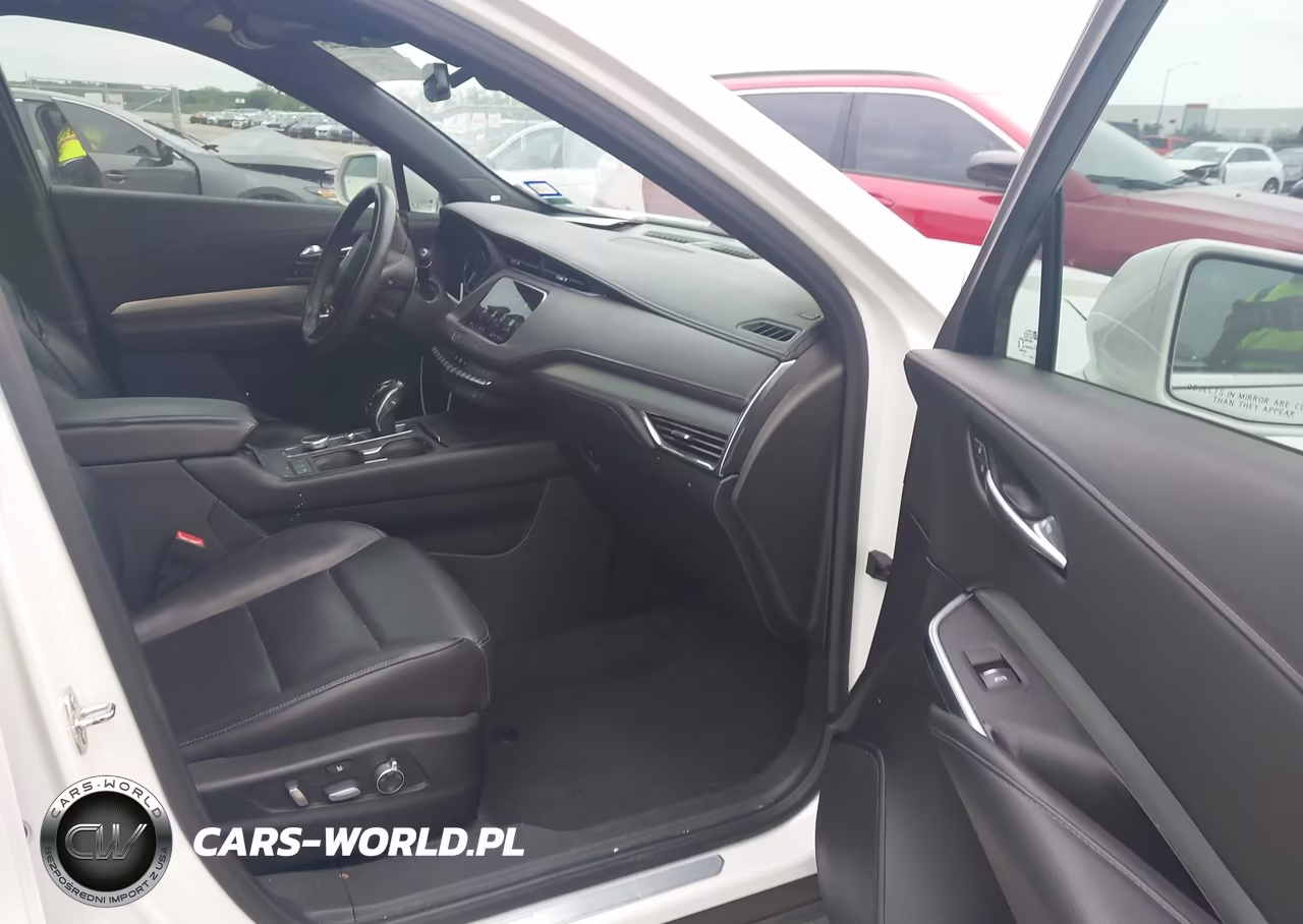 2019 Cadillac Xt4 Premium Luxury VIN:1GYFZCR43KF213963 - 5