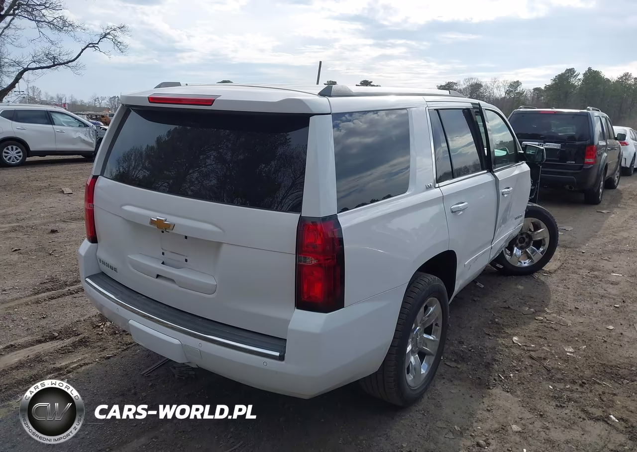 2015 Chevrolet Tahoe Ltz VIN:1GNSKCKC7FR630881 - 4