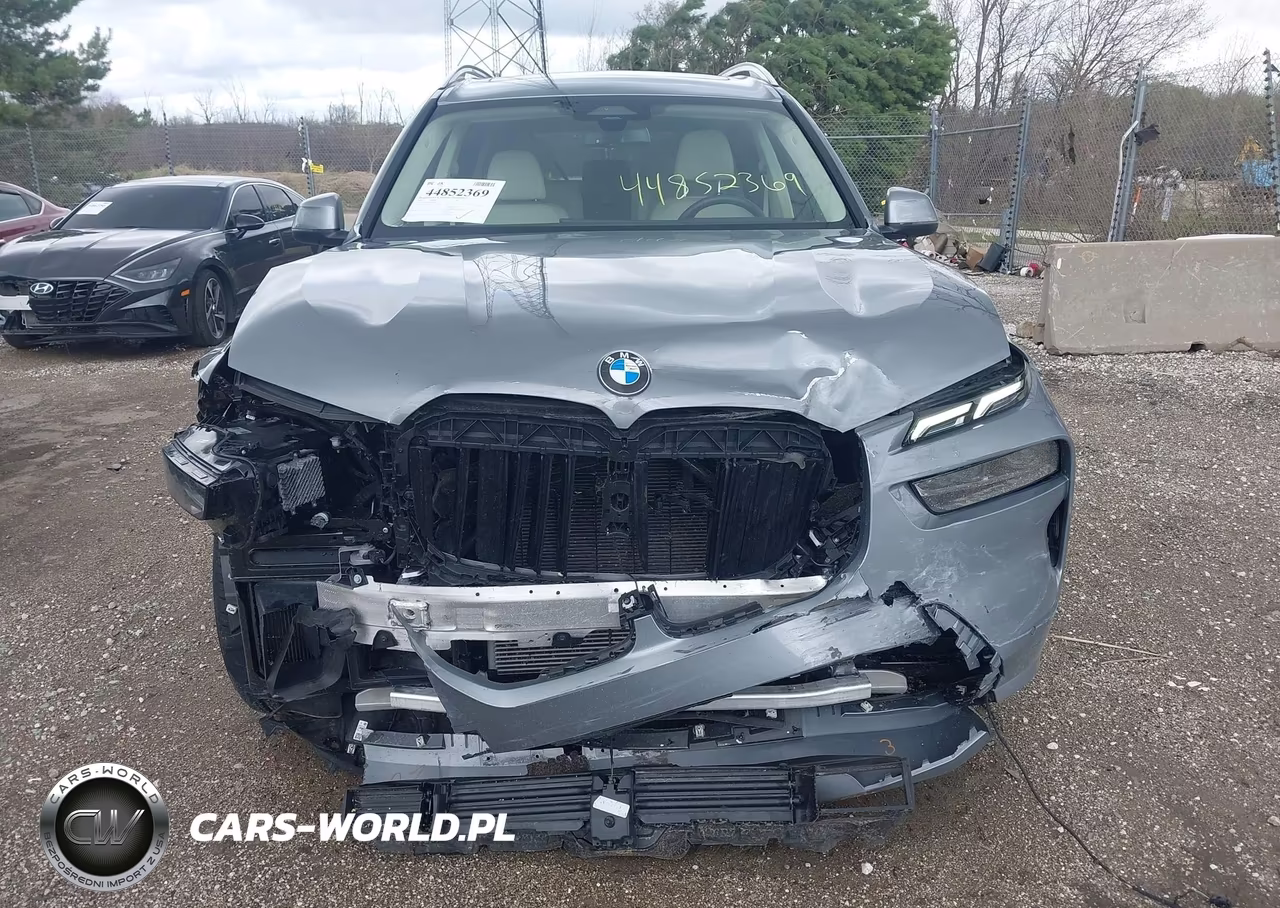 2023 BMW X7 xDrive40I VIN:5UX23EM07P9S03835 - 12