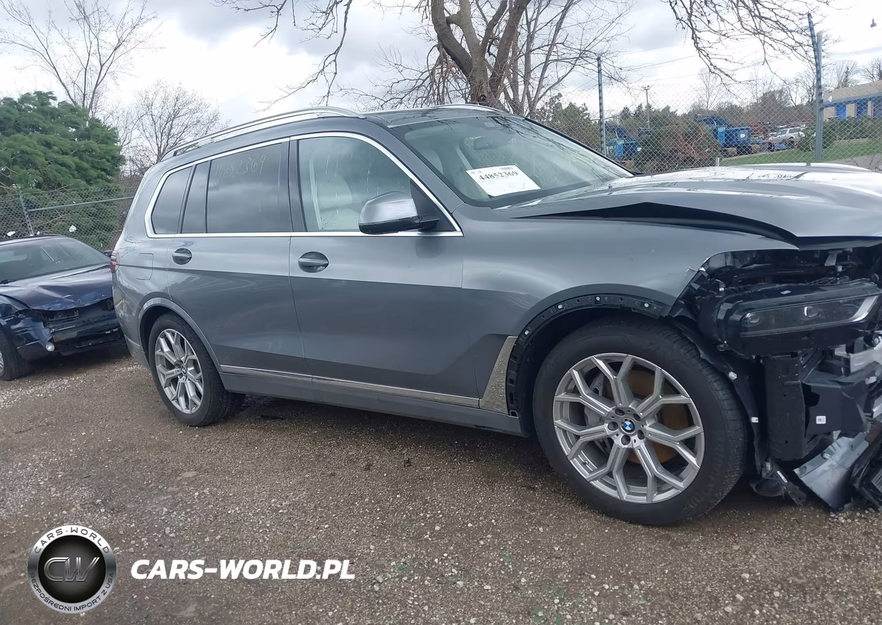 2023 BMW X7 xDrive40I VIN:5UX23EM07P9S03835 - 13