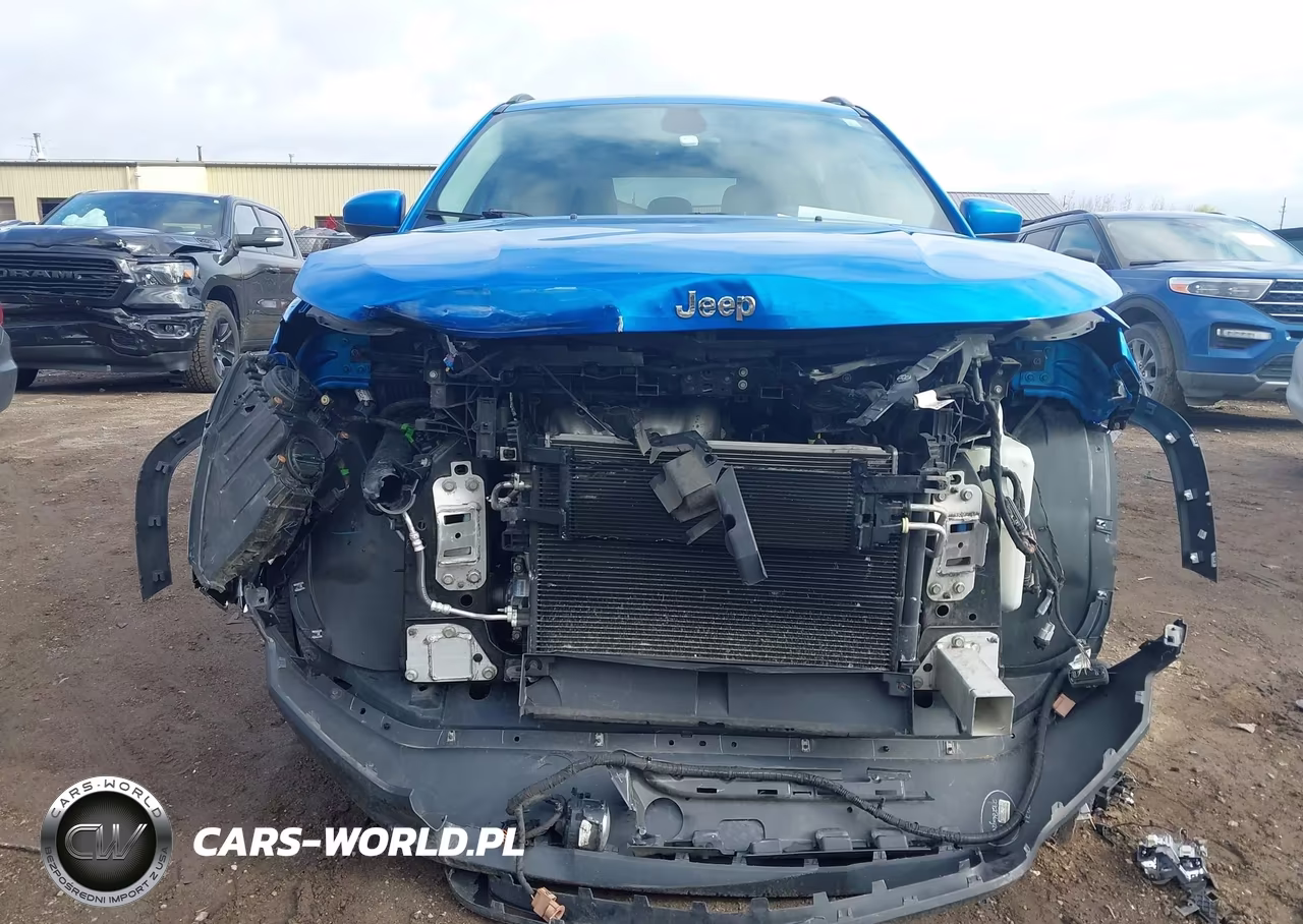 2018 Jeep Compass Latitude 4X4 VIN:3C4NJDBB4JT308236 - 12