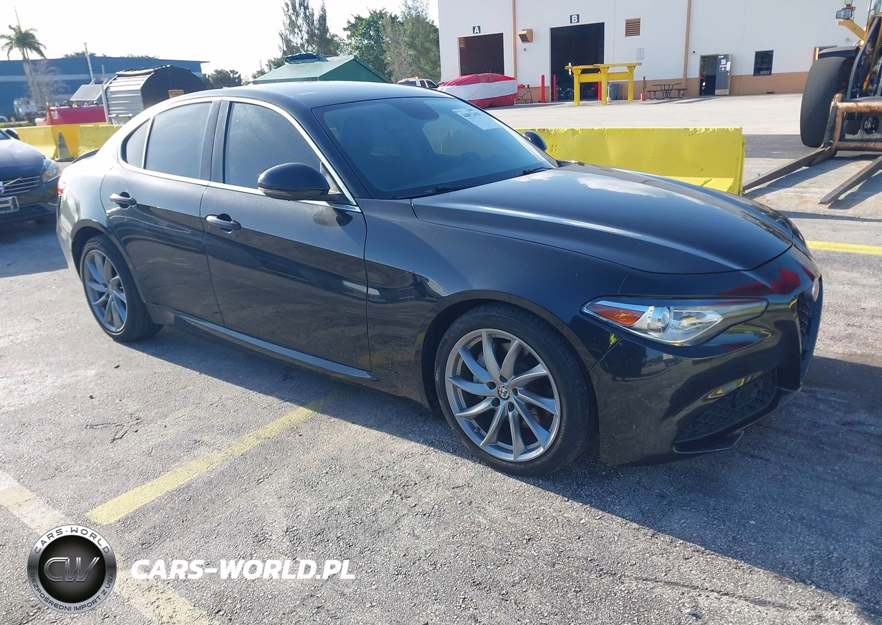 2017 Alfa Romeo Giulia Rwd