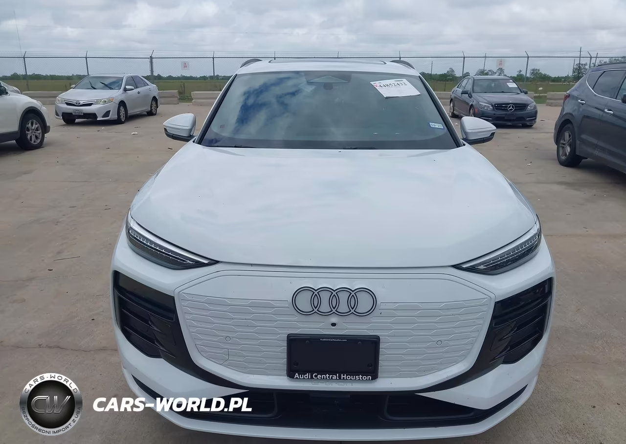 2025 Audi Q6 E-Tron Premium Plus Quattro VIN:WA124BGF8SA075846 - 12