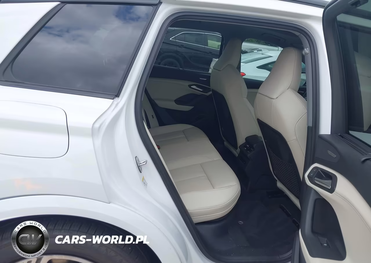 2025 Audi Q6 E-Tron Premium Plus Quattro VIN:WA124BGF8SA075846 - 8