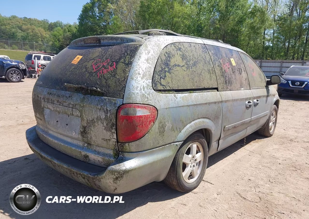 2005 Dodge Grand Caravan Sxt VIN:2D4GP44L25R269851 - 4