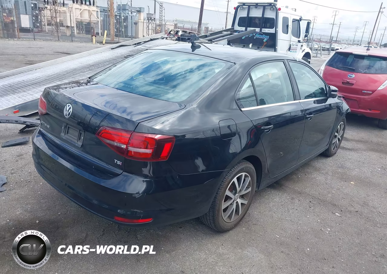 2017 Volkswagen Jetta 1.4T Se VIN:3VWDB7AJ3HM335920 - 4