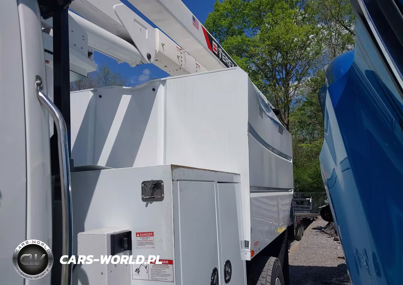 2026 Freightliner M2 106 Medium Duty VIN:1FVACWFD8THWP2116 - 19