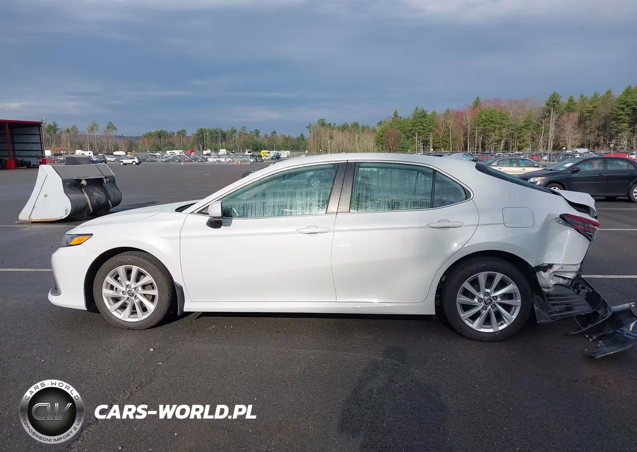 2023 Toyota Camry Le VIN:4T1C11BK3PU090970 - 14