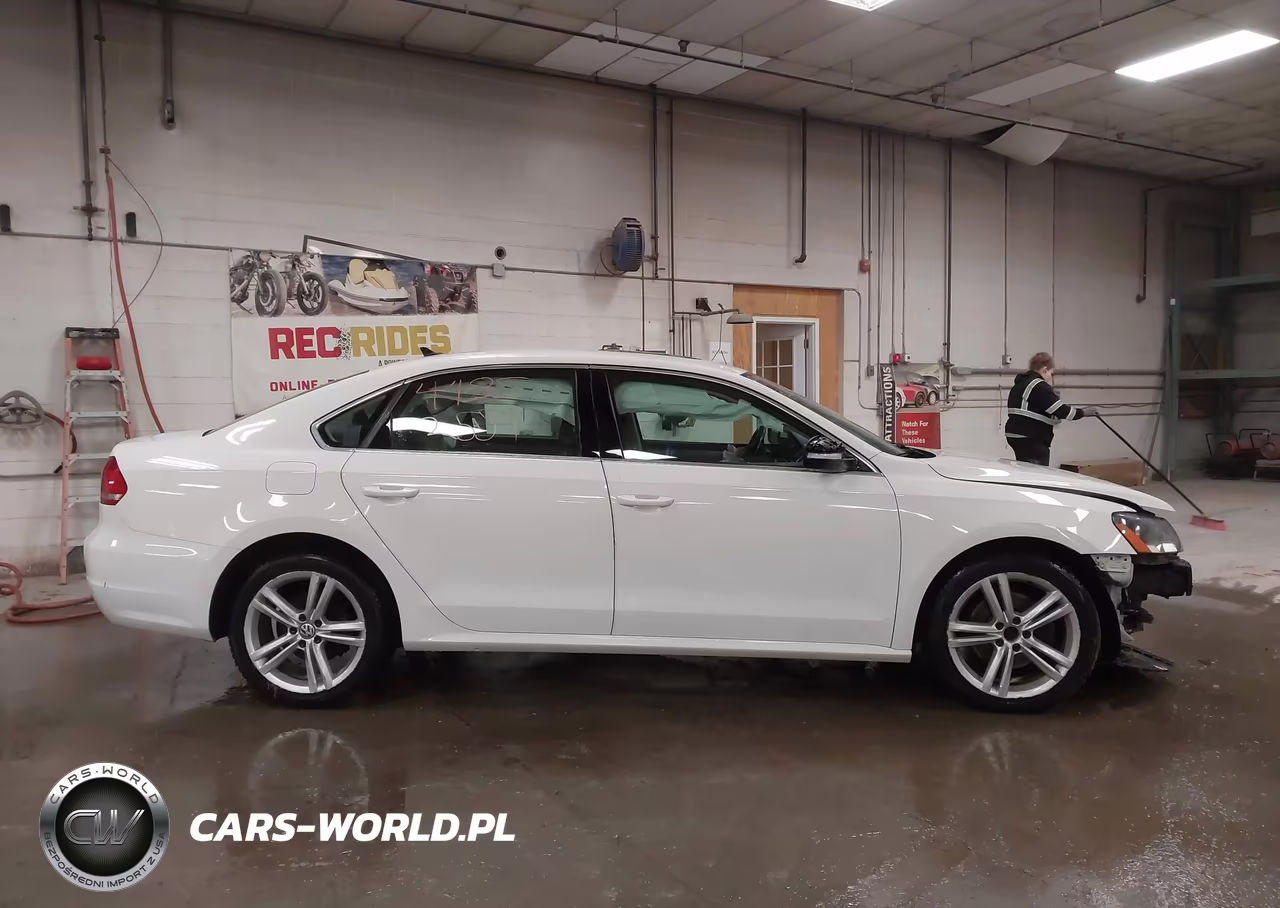 2015 Volkswagen Passat 2.0L Tdi Se VIN:1VWBV7A30FC069237 - 14