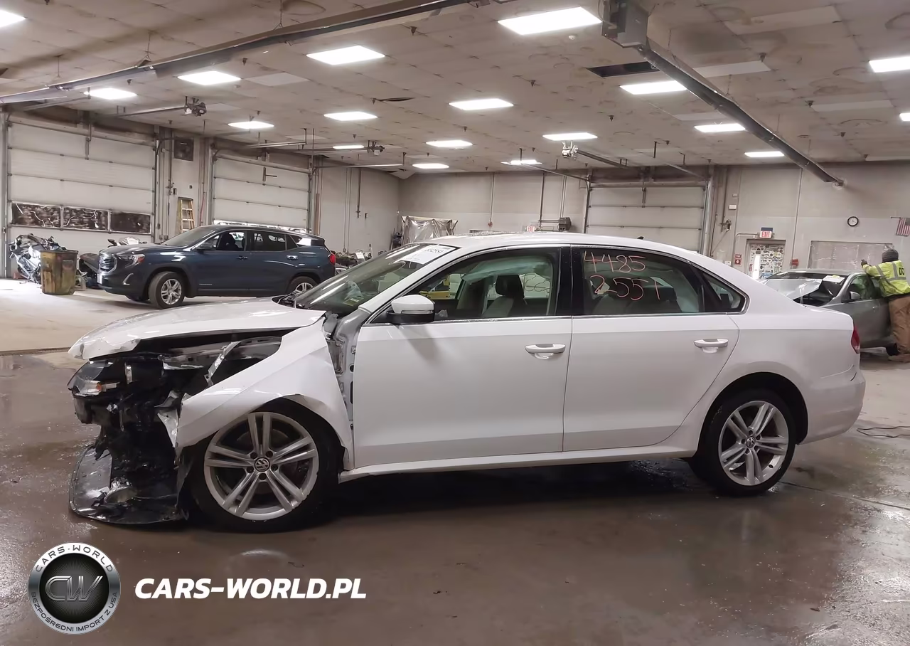 2015 Volkswagen Passat 2.0L Tdi Se VIN:1VWBV7A30FC069237 - 15