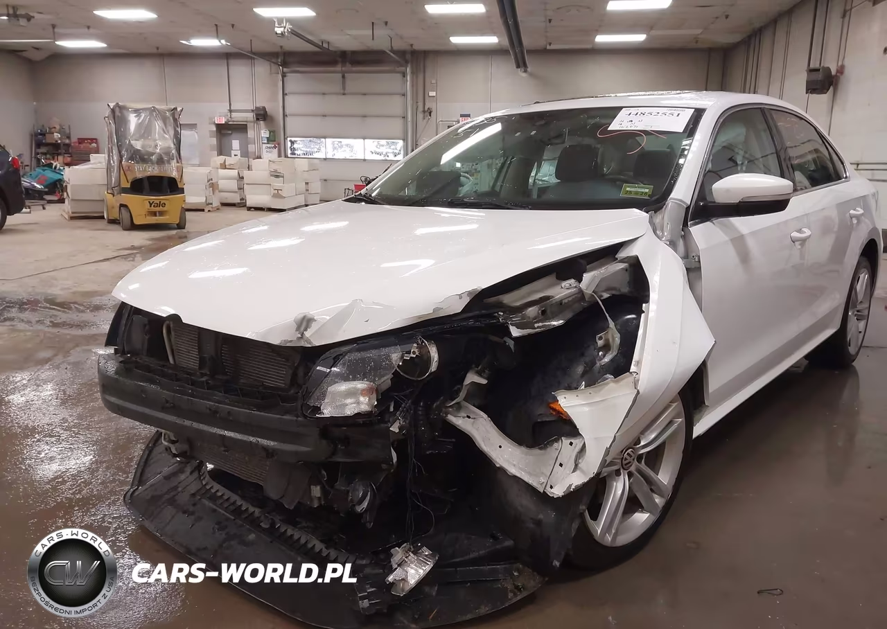 2015 Volkswagen Passat 2.0L Tdi Se VIN:1VWBV7A30FC069237 - 6