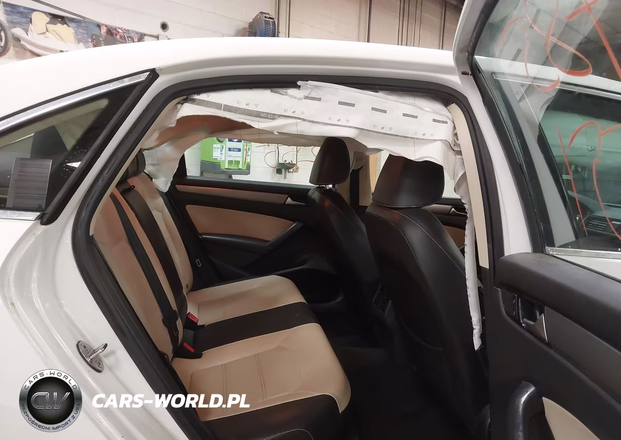 2015 Volkswagen Passat 2.0L Tdi Se VIN:1VWBV7A30FC069237 - 8