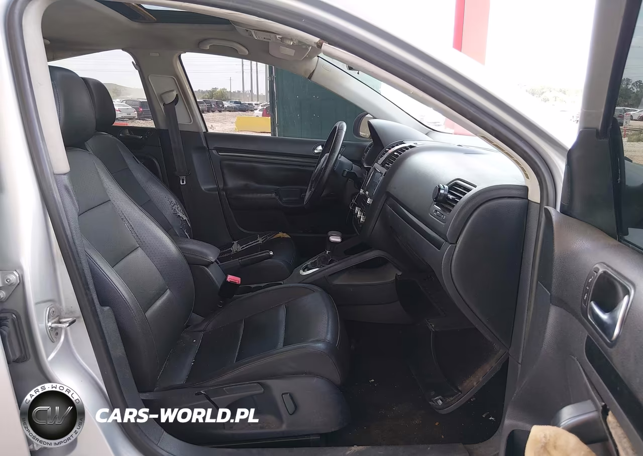 2010 Volkswagen Jetta Se VIN:3VWRX7AJ5AM051847 - 5