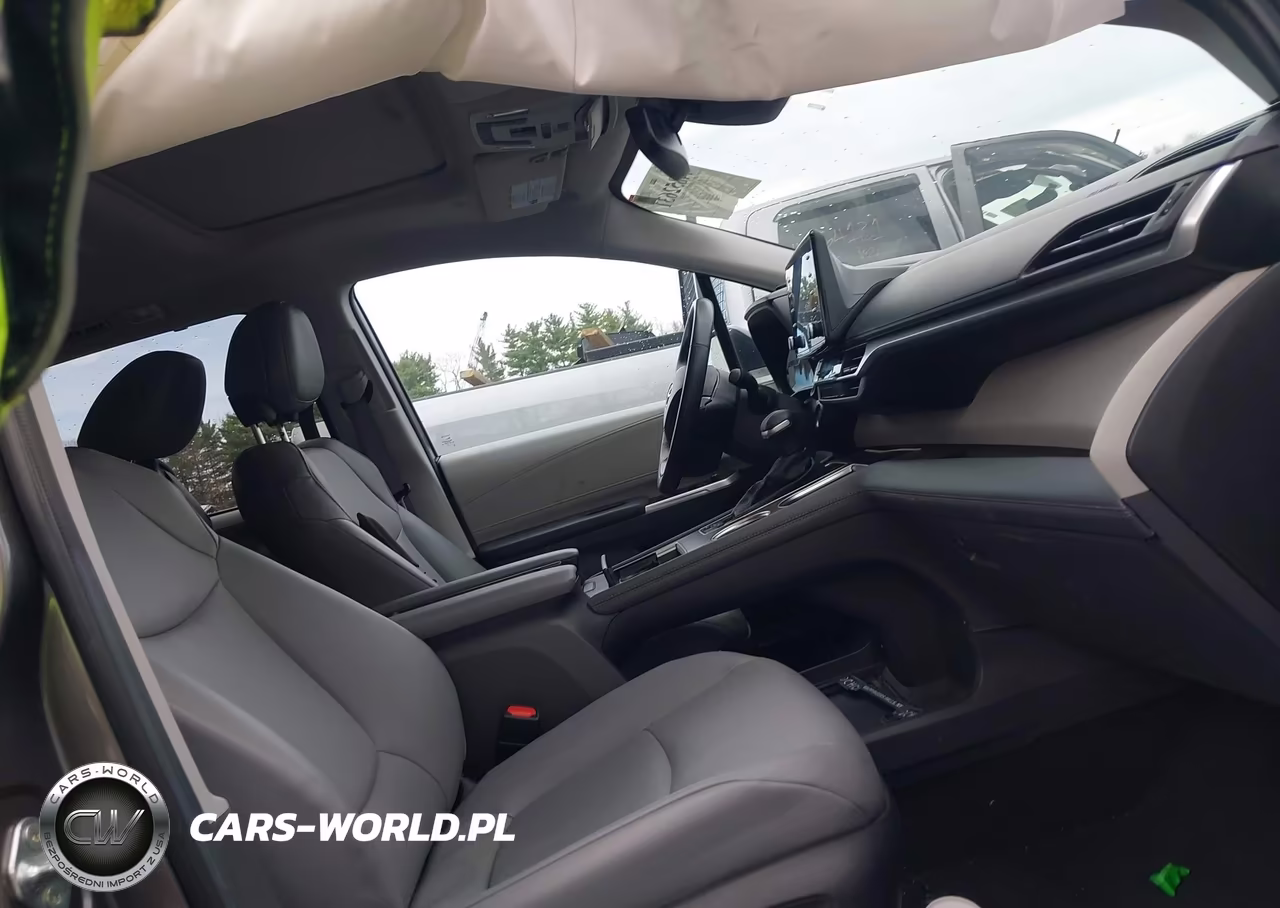 2024 Toyota Sienna Xle VIN:5TDJSKFC2RS123711 - 5