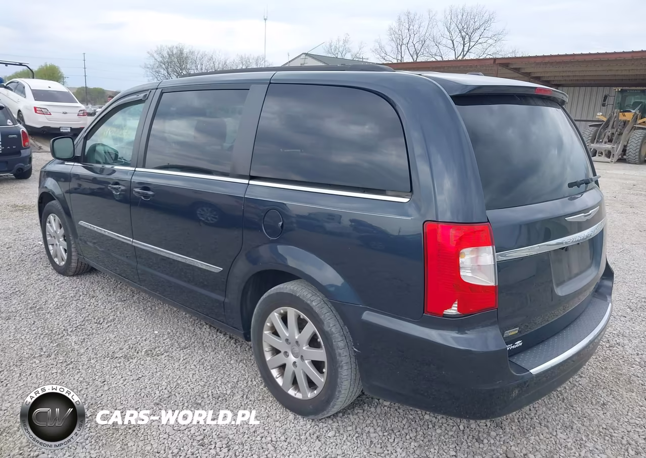 2014 Chrysler Town & Country Touring VIN:2C4RC1BGXER159748 - 3