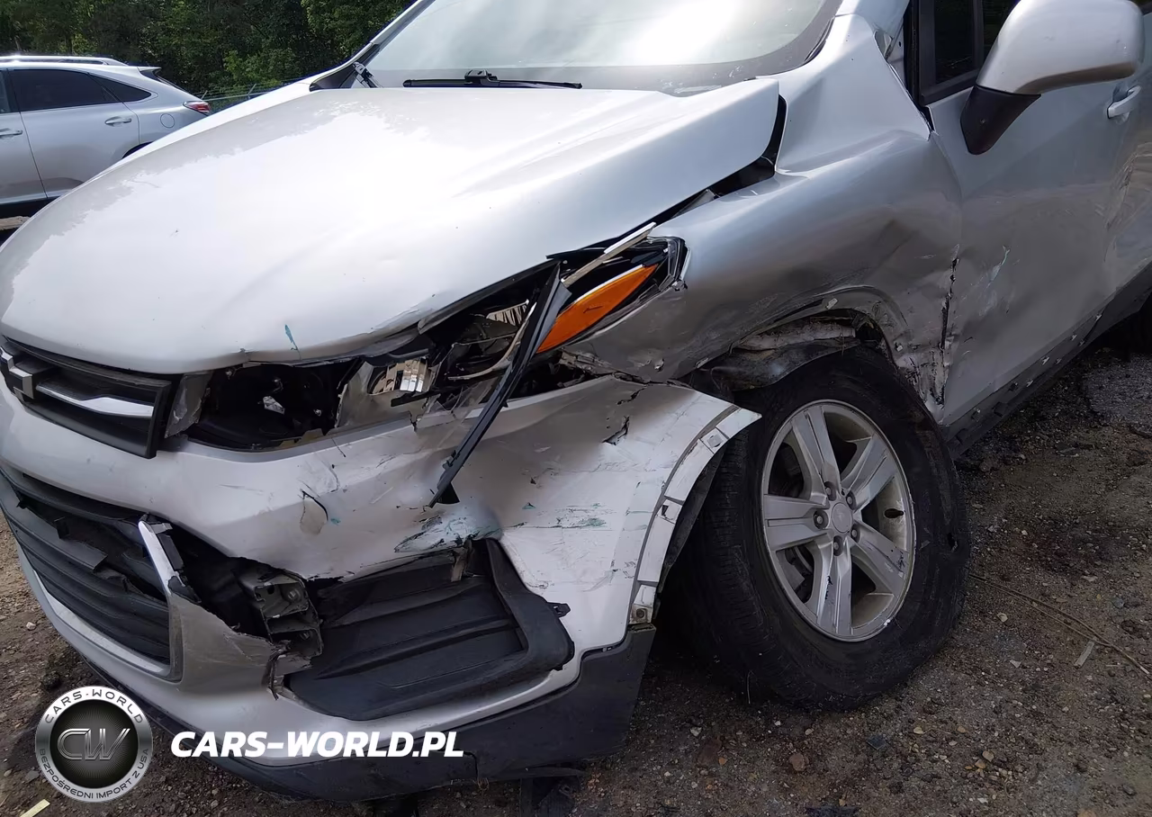 2019 Chevrolet Trax Ls VIN:3GNCJNSB3KL274943 - 6