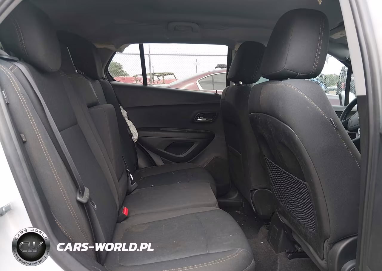 2019 Chevrolet Trax Ls VIN:3GNCJNSB3KL274943 - 8