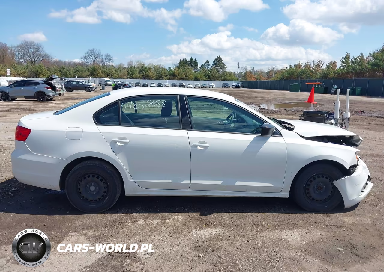 2013 Volkswagen Jetta 2.0L S VIN:3VW2K7AJ7DM204684 - 14