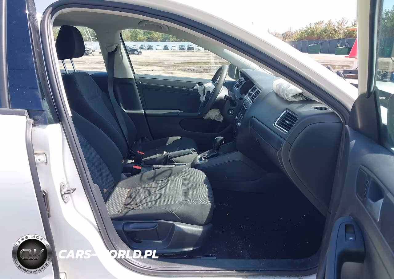 2013 Volkswagen Jetta 2.0L S VIN:3VW2K7AJ7DM204684 - 5